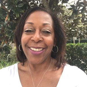 Meet your Posher, Phyllis